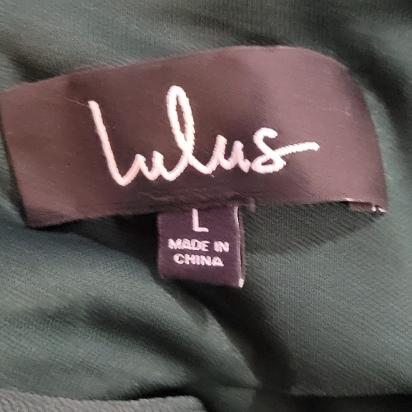 Lulu's Hunter green v neck skater dress size Large - Picture 6 of 8